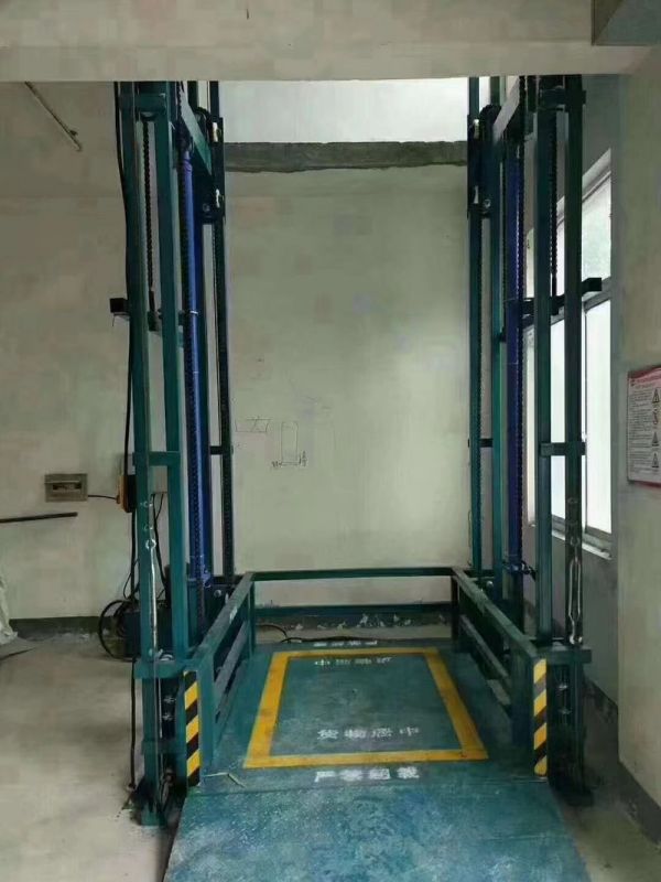 液压升降货梯